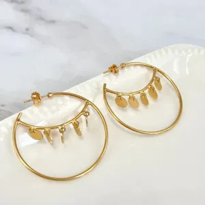 BRINCO ARGOLA COM MEDALHA