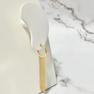 BRINCO ARGOLA PEQUENA COM FRANJA