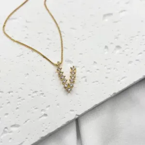 COLAR LETRA ZIRCONIAS ENCANTO - V