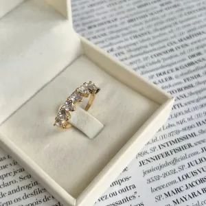 ANEL 7 CORAÇÕES DE ZIRCONIA 4MM
