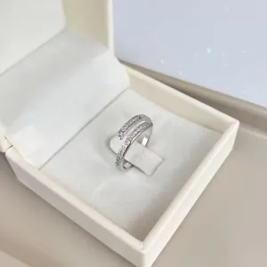 ANEL AJUSTÁVEL CRAVEJADO - INSPIRAÇÃO CARTIER