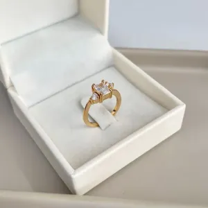 ANEL PEDRA QUADRADA E 2 PONTOS DE LUZ