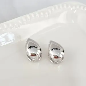 BRINCO ARGOLA ARTICULADA GOTA LISA