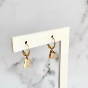 BRINCO ARGOLA DE CLICK LETRAS SIMPLES - D