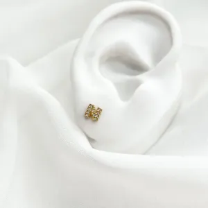 BRINCO SEGUNDO FURO LETRA CRAVEJADA - N