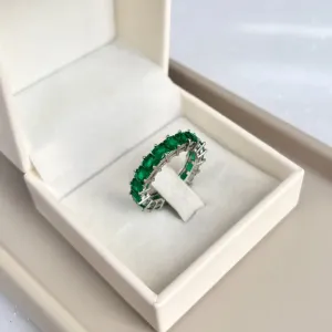 ANEL ARO ZIRCONIAS QUADRADAS