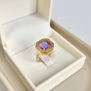 ANEL PEDRA QUADRADA LILÁS