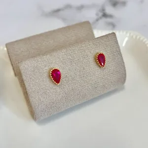 BRINCO GOTA PINK COM ACABAMENTO EM VOLTA