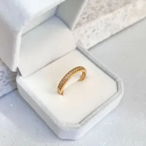 ANEL MEIA ALIANÇA ZIRCONIAS CRISTAL