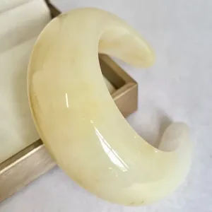 BRACELETE ABERTO ACRÍLICO BEGE