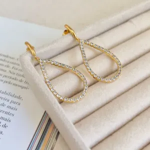 BRINCO GOTA DE ZIRCONIAS PENDURADA