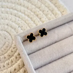 BRINCO MINI TREVO  MADRE PÉROLA PRETO