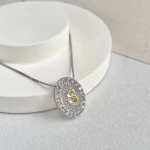 COLAR MEDALHA CRAVEJADA COM LETRA - S