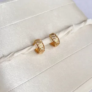 BRINCO ARGOLA CLICK ONDAS VAZADAS