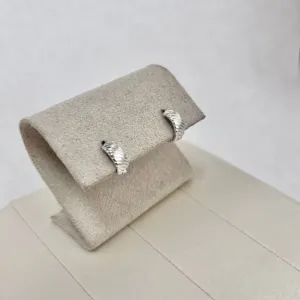 BRINCO ARGOLA COM TRABALHADO DE CROASSAM