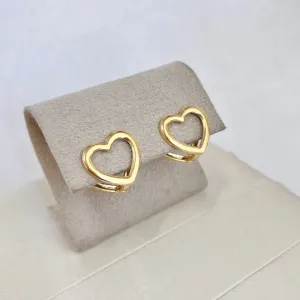 BRINCO ARGOLA FORMATO CORAÇÃO LISO VAZADO 2CM