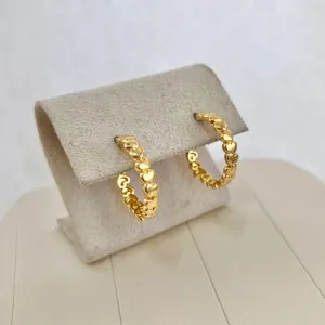 BRINCO ARGOLA MINI CORAÇÕES