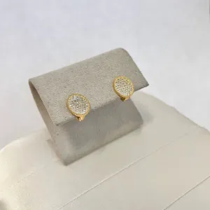 BRINCO ARGOLA OVAL CRAVEJADA