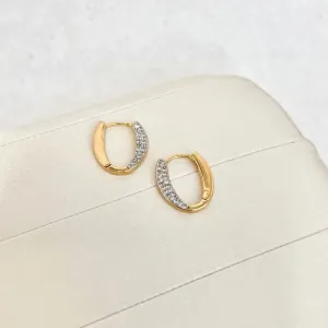 BRINCO ARGOLA OVAL MICRO ZIRCONIAS