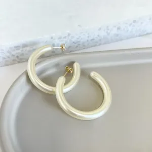 BRINCO ARGOLA PÉROLA 4CM