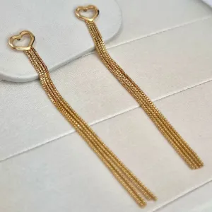 BRINCO CORAÇÃO VAZADO COM FRANJA