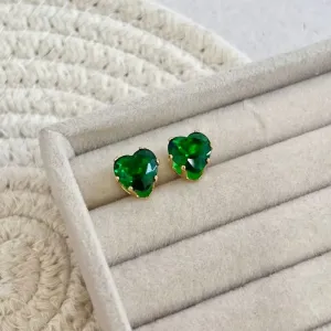 BRINCO CORAÇÃO VERDE ESMERALDA GARRAS ALTA