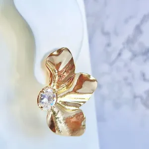 BRINCO MEIA FLOR COM PEDRA DE ZIRCONIA