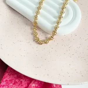 COLAR CHOKER CORAÇÕES COM BOLINHAS 40CM