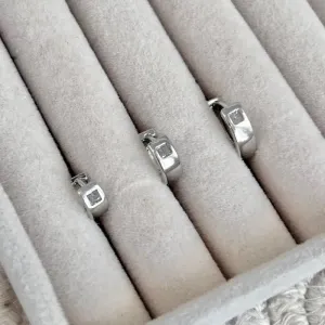 TRIO ARGOLA ARTICULADA COM PEDRA ZIRCONIA QUADRADA