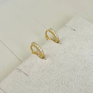 BRINCO ARGOLA FINA MICRO ZIRCONIA