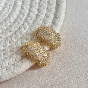 BRINCO CRAVEJADO E PONTOS DE LUZ CRISTAL