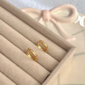 BRINCO MINI ARGOLA INSPIRAÇÃO BULGARI