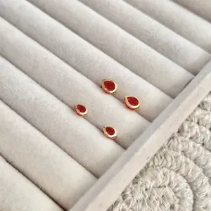 DUPLA GOTAS PEDRA VERMELHA COM ACABAMENTO