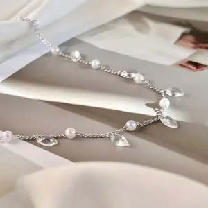 COLAR CHOKER PÉROLAS E NAVETES