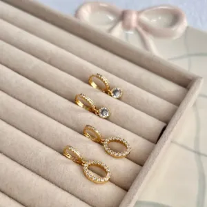 DUPLA BRINCOS ARGOLA COM PINGENTES