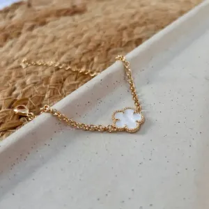 PULSEIRA FLOR EM MADRE PÉROLA BRANCA