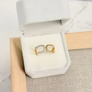 ANEL COM MICRO ZIRCONIA E LISO