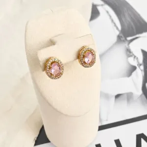 BRINCO OVAL PEDRA ROSA COM MICRO ZIRCONIAS