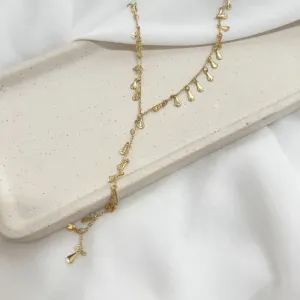 COLAR GRAVATA MEDALHAS EM FORMATO DE GOTA