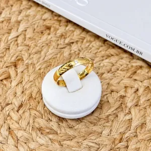ANEL ALIANÇA DIAMANTADA COM 1 PEDRA