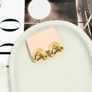 BRINCO EAR HOOK FORMATO ORGÂNICO