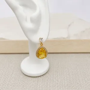 BRINCO GOTA PRINCESA DE ZIRCONIAS AMARELO PENDURADA