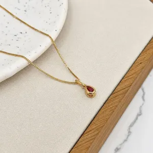 COLAR MINI GOTA VERMELHO CRAVAÇÃO INGLESA