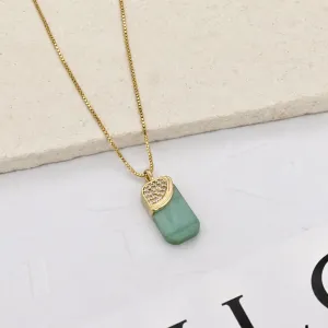 COLAR PINGENTE PEDRA VERDE E DETALHE EM MICRO ZIRCONIAS