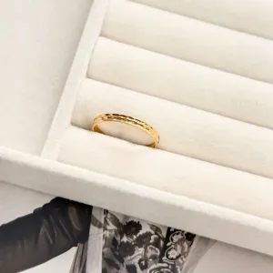 ANEL ALIANÇA 3MM COM DETALHE