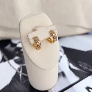 BRINCO ARGOLA ZIRCONIA TRABALHADA