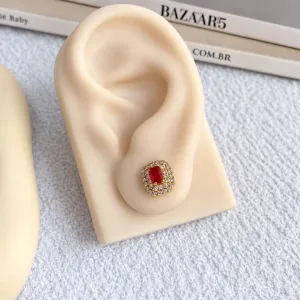 BRINCO RETANGULAR COM MICRO ZIRCONIAS - VERMELHO