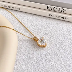 COLAR CORAÇÃO CRISTAL COM CONTRA ARGOLA CRAVEJADA