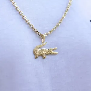 PINGENTE LACOSTE