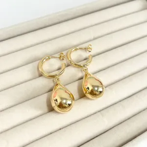 BRINCO ARGOLA COM PINGENTE GOTA